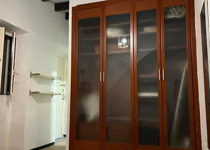 Triana Castilla Rio In Unique Building Apartment